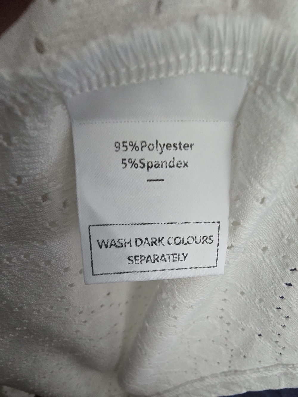 Women's Sleeveless Crewneck Eyelet Tank Top in White. XXL - Picture 9 of 9